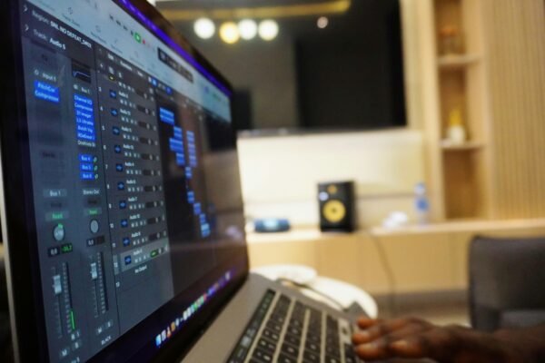 The Rise of AI in Audio Editing Software: Transforming Sound Production