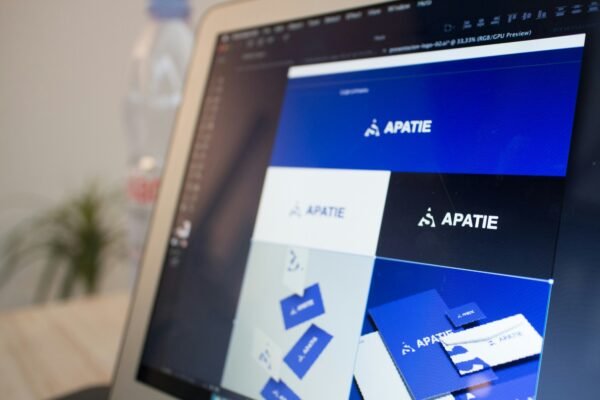 Revolutionizing Creativity: The Rise of Automated Graphic Design Tools in AI