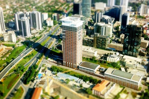 Transforming Urban Landscapes: The Future of AI-Driven Smart City Planning Tools