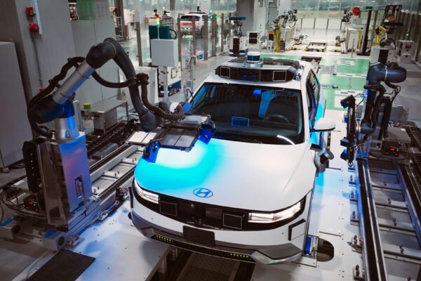 Harnessing AI for Assembly Line Optimization: Revolutionizing Manufacturing Efficiency
